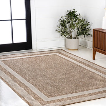 Dover Classic 3-Stripe Border Indoor/Outdoor Area Rug